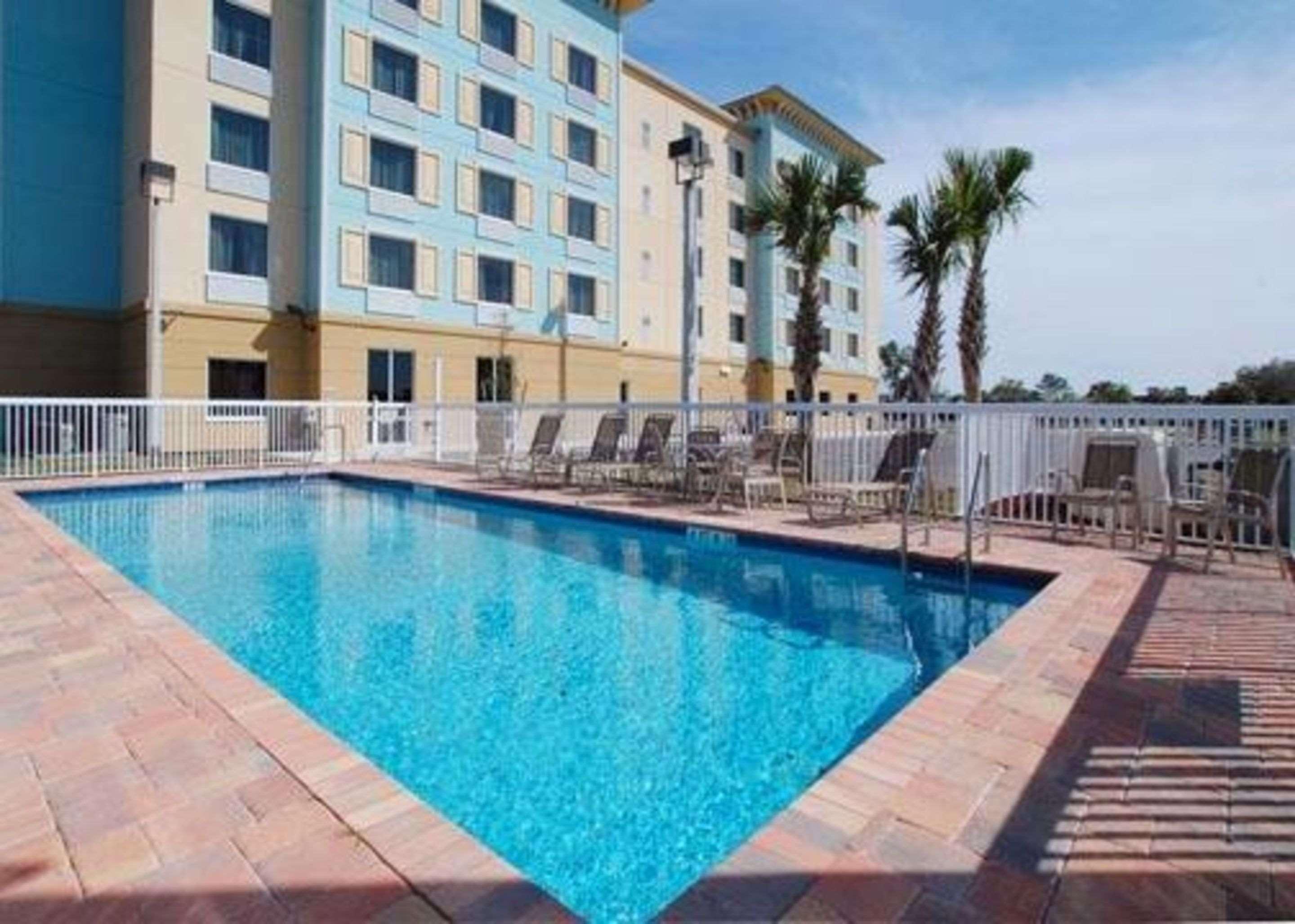 Comfort Suites Palm Bay - Melbourne Εξωτερικό φωτογραφία